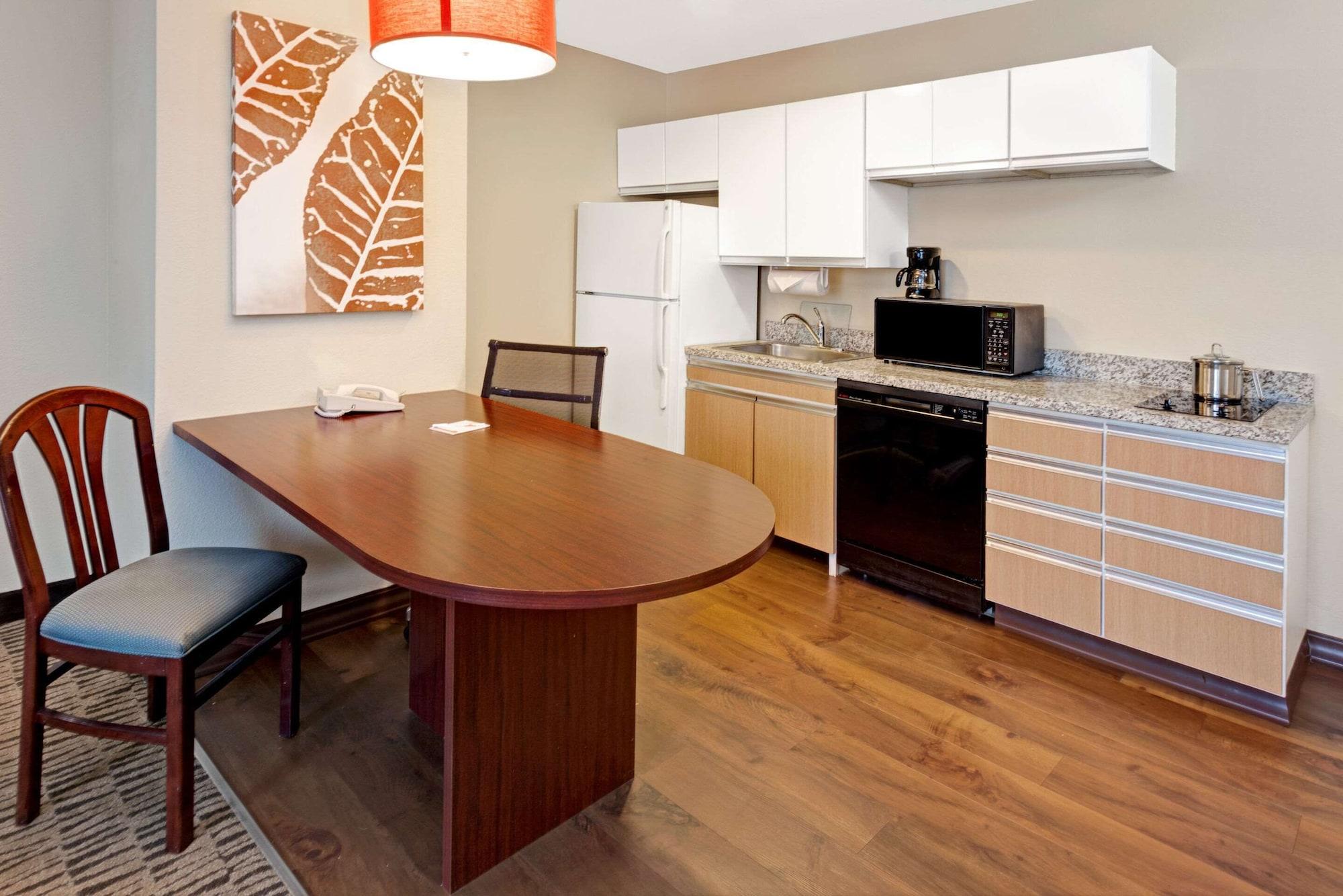 Mainstay Suites Northbrook Wheeling מראה חיצוני תמונה